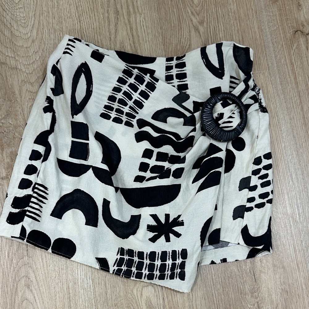 Zara Monochrome Abstract Skirt